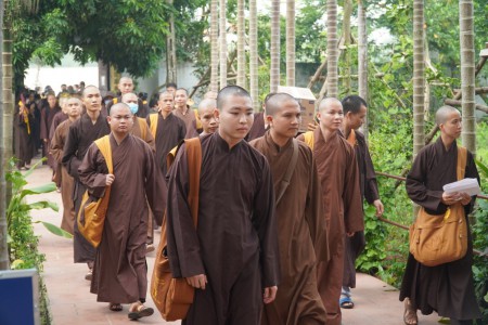 Hà Nội: Chư Tôn Đức Tăng Ni Phật Tử Đạo Tràng TTHH Việt Nam Chùa Khai Nguyên trong ngày diễn ra lễ Tự tứ
