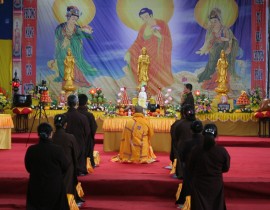 Anh-Phap-Hoi-Trung-Phong-Tam-Thoi-He-Niem-Chua-Tan-Vien-12-10-2011-IMG-0508.jpg